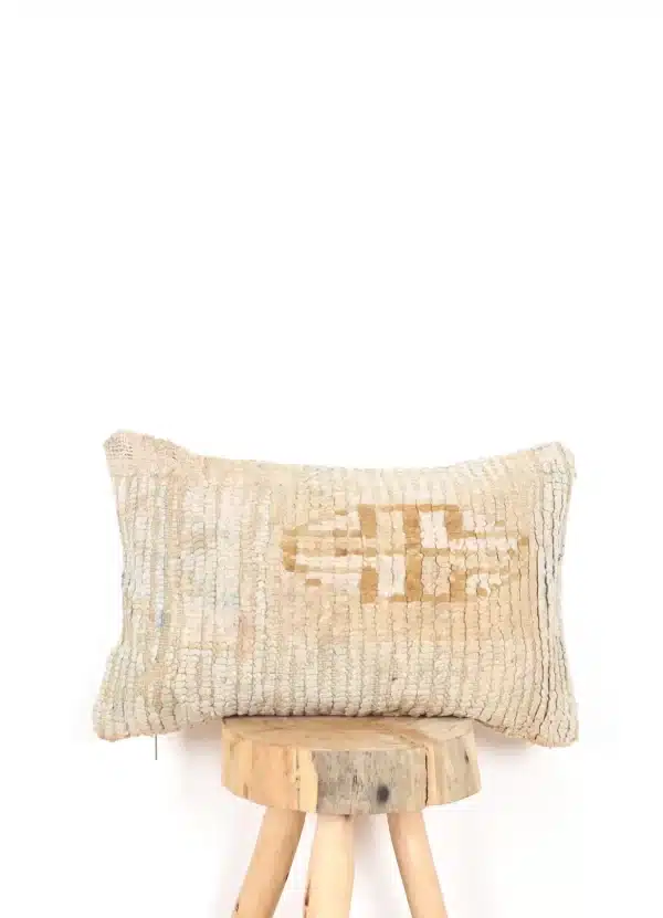 Moroccan Green Velvet Pillow: Luxurious Elegance