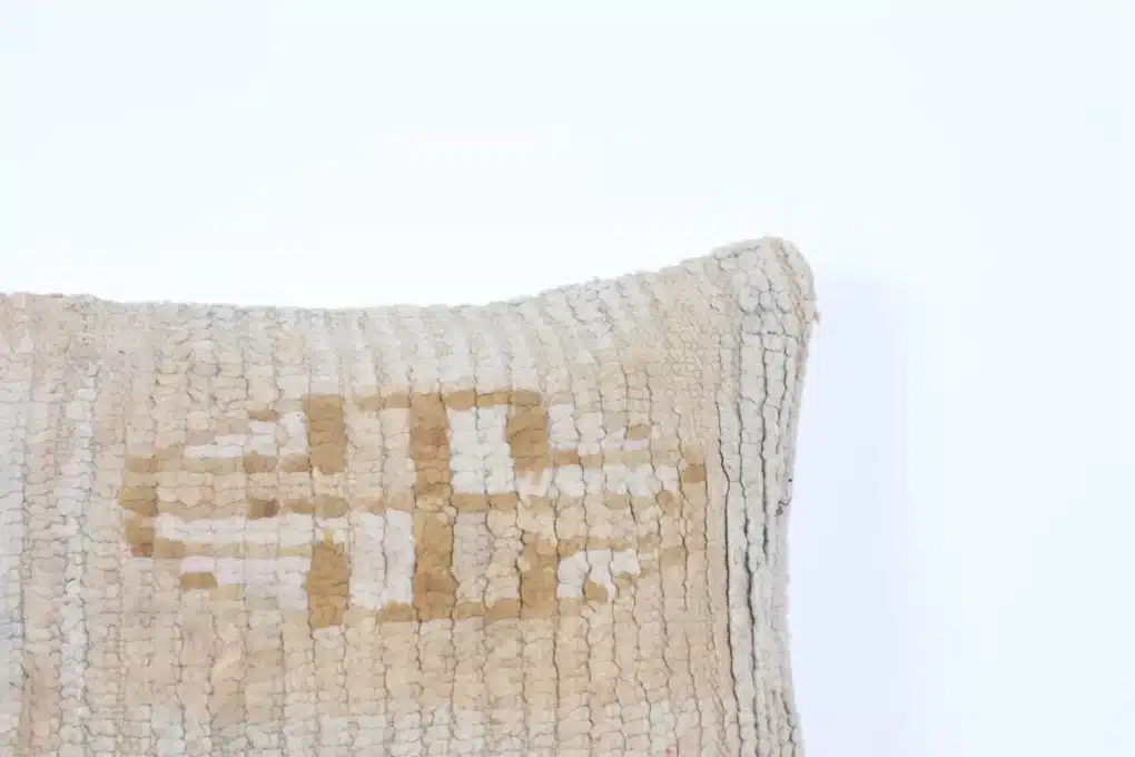 berber moroccan pillow-vintage wool cushion-decorative pillow cover-boho pillow-vintage boujaad pillow-floor moroccan cushion 18" x 13"