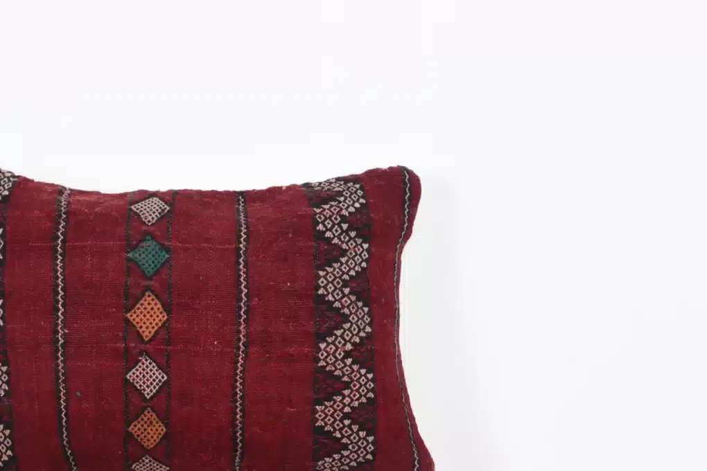 berber moroccan pillow-red kilim wool cushion-decorative pillow cover-boho pillow-vintage boujaad pillow-floor moroccan cushion 18" x 13"