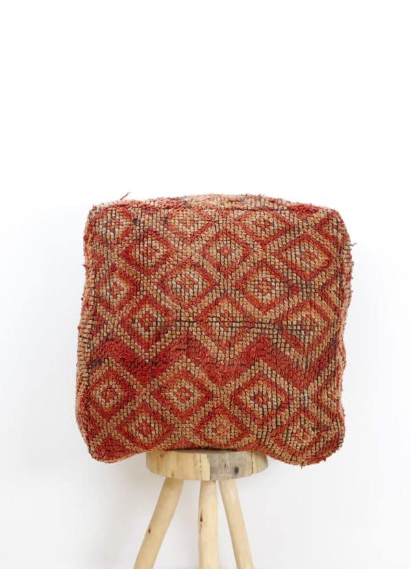 Moroccan Moose Pillow: Wilderness Elegance for Your Home