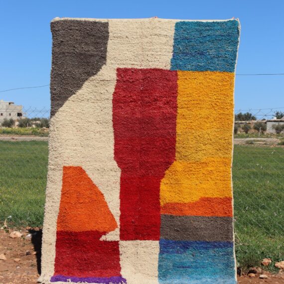 Abstract Modern Rug with contemporary design