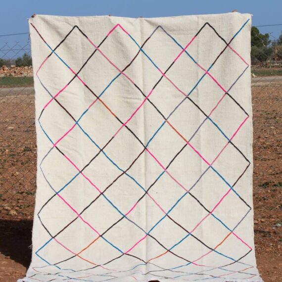 Minimalist Kilim Striped Rug with subtle striped patterns and flatweave design