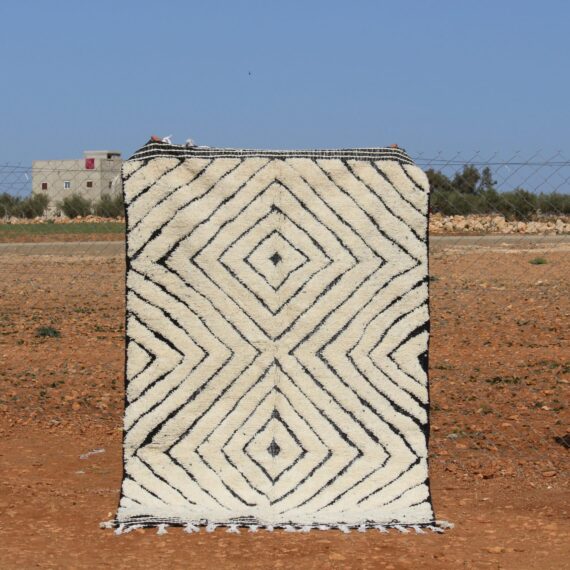Neutral Geometric Rug – Moroccan Artisan Wool Rug