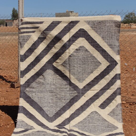 Traditional Flatweave Carpet with intricate patterns and rich colors