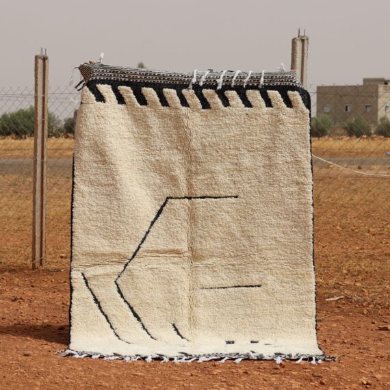Moroccan Geometric Rug – Handcrafted Wool Rug