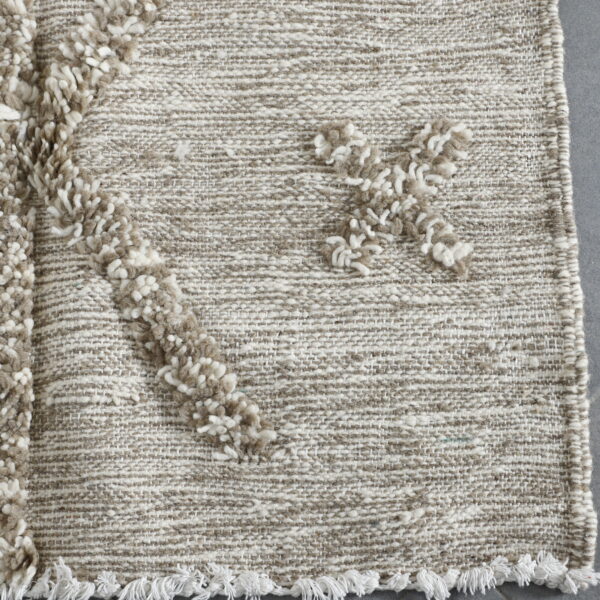 Neutral Moroccan Beni Ourain Kilim with Diamond Motif - Image 5
