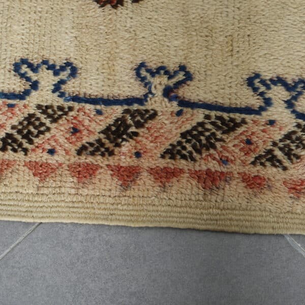 Handmade Moroccan Berber Prayer Rug - Image 4