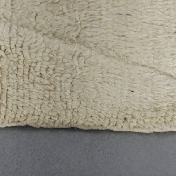 Handmade Moroccan Beni Ouarain Rug - Image 4