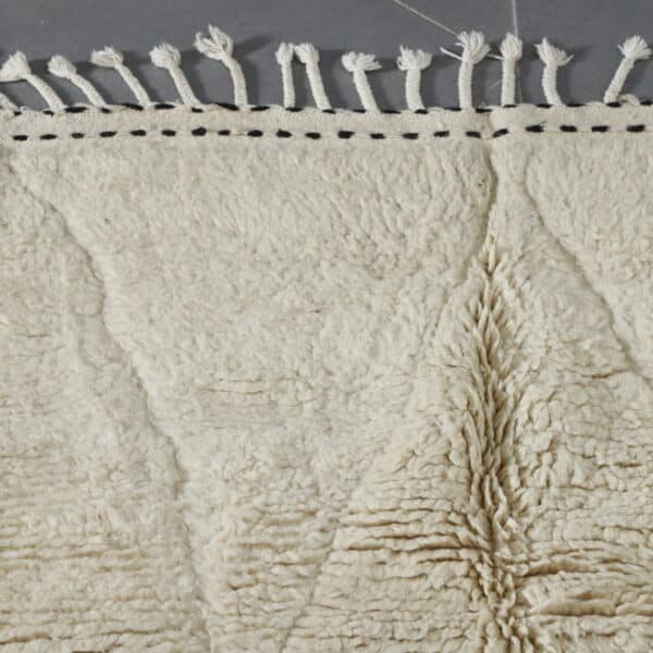 Handmade Moroccan Beni Ouarain Rug - Image 3