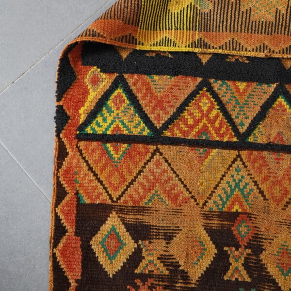 Large Vintage Handmade Moroccan Berber Rug with Intricate Geometric Motifs - Image 6