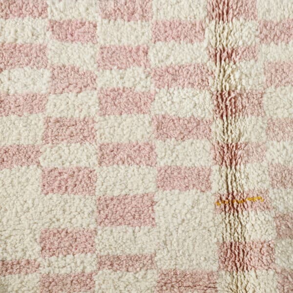 Handmade Moroccan Beni Ouarain Checkered Rug with Tassels - Image 2