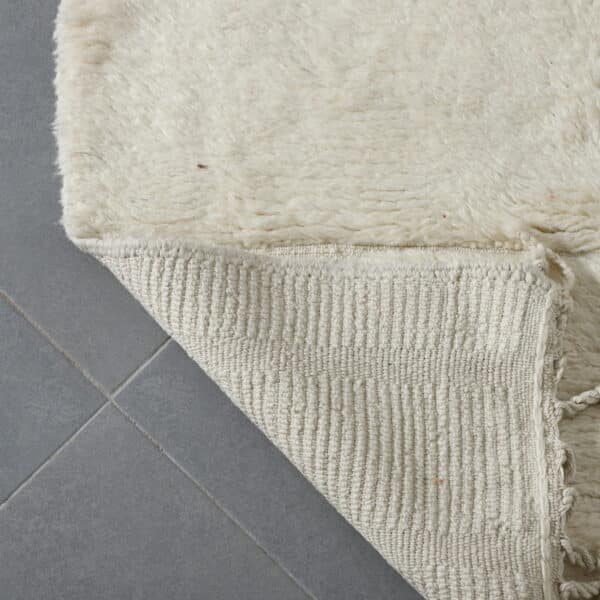 Large Handmade Moroccan Beni Ouarain Rug with Minimalist Geometric Design - Image 10