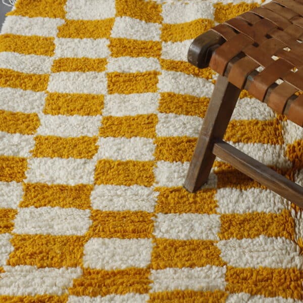 Large Handmade Moroccan Beni Ouarain Checkered Rug - Image 4