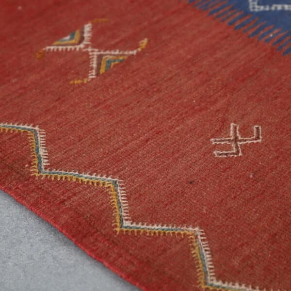 Handwoven Moroccan Kilim with Geometric Panels - Image 4