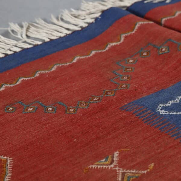 Handwoven Moroccan Kilim with Geometric Panels - Image 5