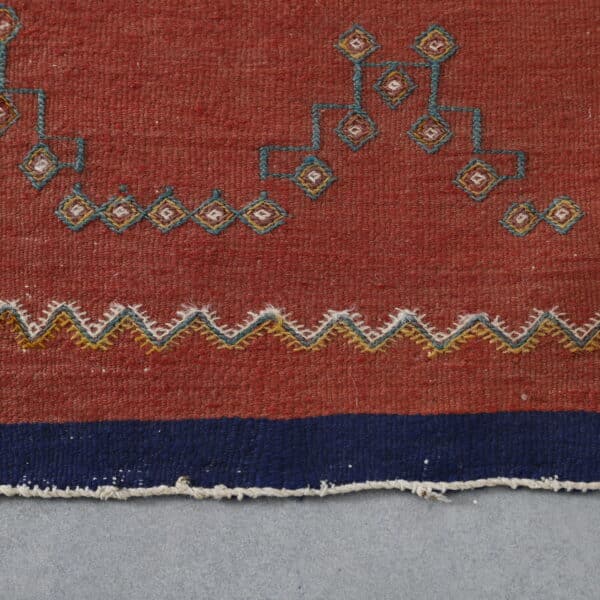 Handwoven Moroccan Kilim with Geometric Panels - Image 6