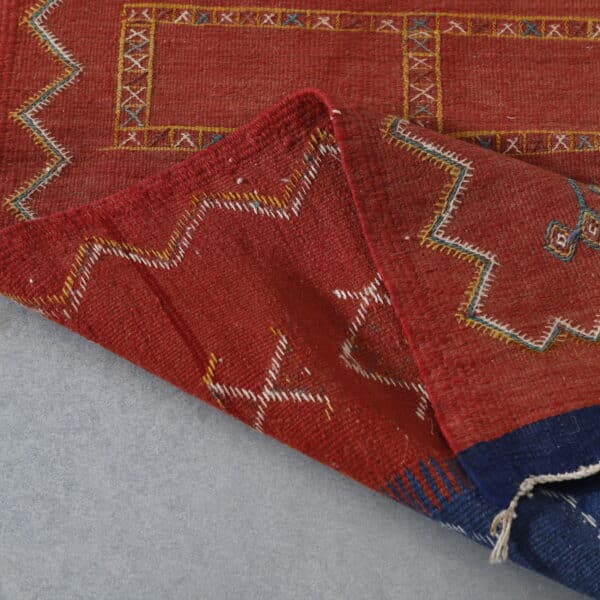 Handwoven Moroccan Kilim with Geometric Panels - Image 3