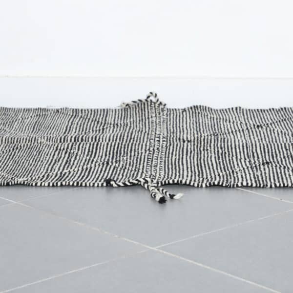 Classic Moroccan Zanafi Rug with Horizontal Stripes - Image 4