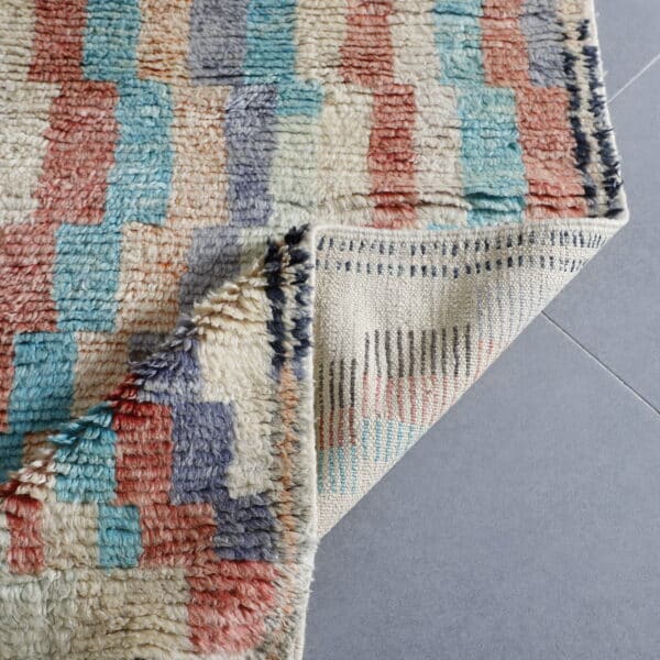 Boujaad Rug 9.5x6.9 Ft – Handmade Moroccan Wool Rug - Image 4