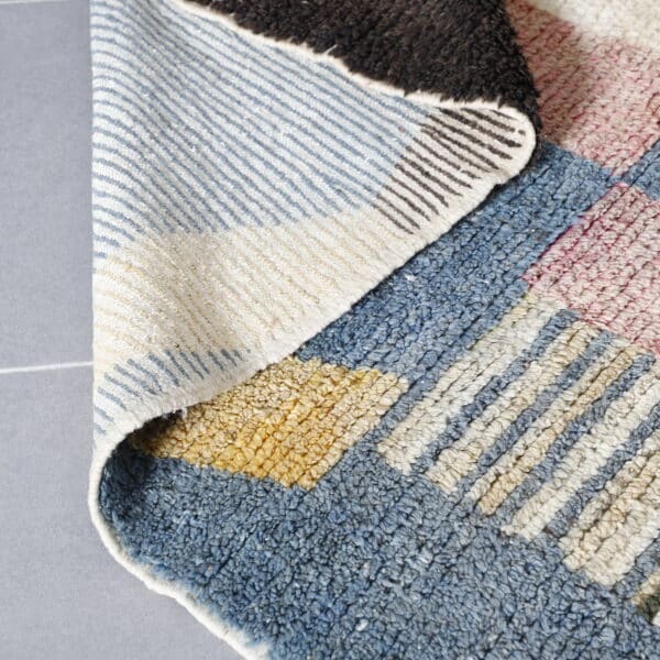 Boujaad Rug 9.4x6.4 Ft – Handmade Moroccan Wool Rug - Image 5