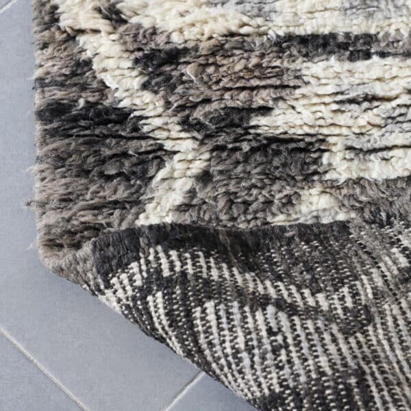 Black and White Boujaad Rug 7.7x5.2 Ft – Handmade Wool - Image 3