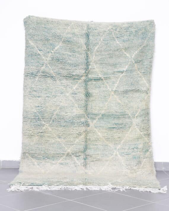 Beni Ourain Rug 7.9x4.9 Ft handmade in Morocco with Amazigh line motifs