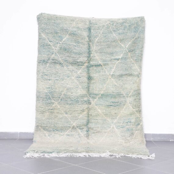 Beni Ourain Rug 7.9x4.9 Ft handmade in Morocco with Amazigh line motifs