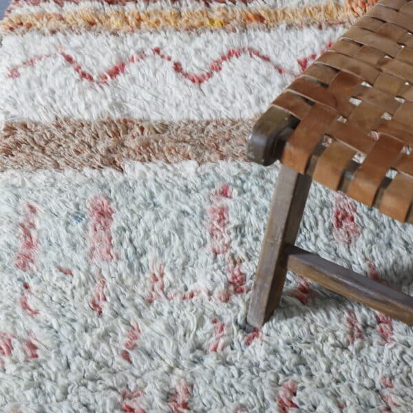 Boujaad Rug 7.9x5.1 Ft – Handmade Moroccan Wool Rug - Image 5