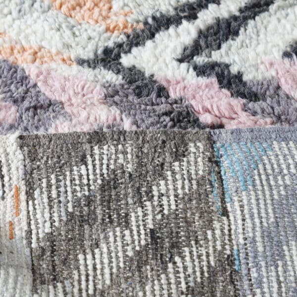 Zigzag Boujaad Rug 8.7x6.2 Ft – Handmade Moroccan Wool - Image 7
