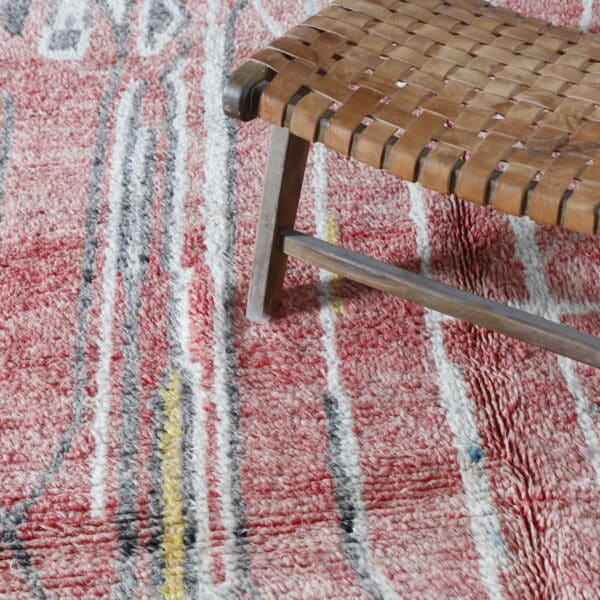 Abstract Boujaad Rug 8.7x5.3 Ft – Handmade Moroccan Wool - Image 4