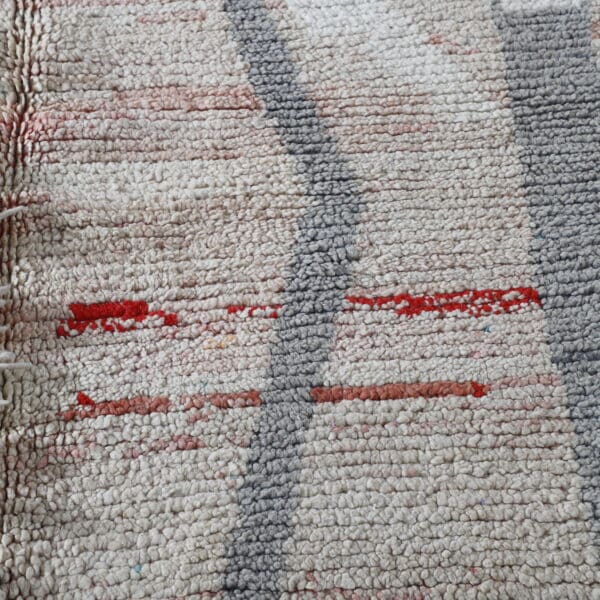Vintage Boujaad Rug 8.3x5.4 Ft – Handmade Moroccan Wool - Image 4