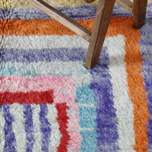 Abstract Boujaad Rug 8.5x5.6 Ft – Handmade Moroccan Wool - Image 3