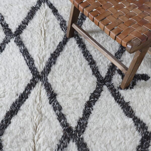 Beni Ourain Rug 9.5x6.1 Ft – Handknotted Moroccan Wool Rug - Image 4