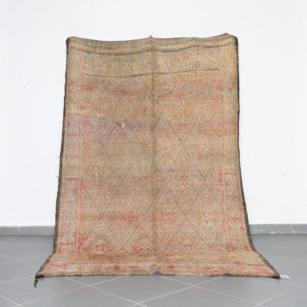 Vintage Beni Mguild 9.5x6.1 Ft handknotted in Morocco with tribal Amazigh motifs