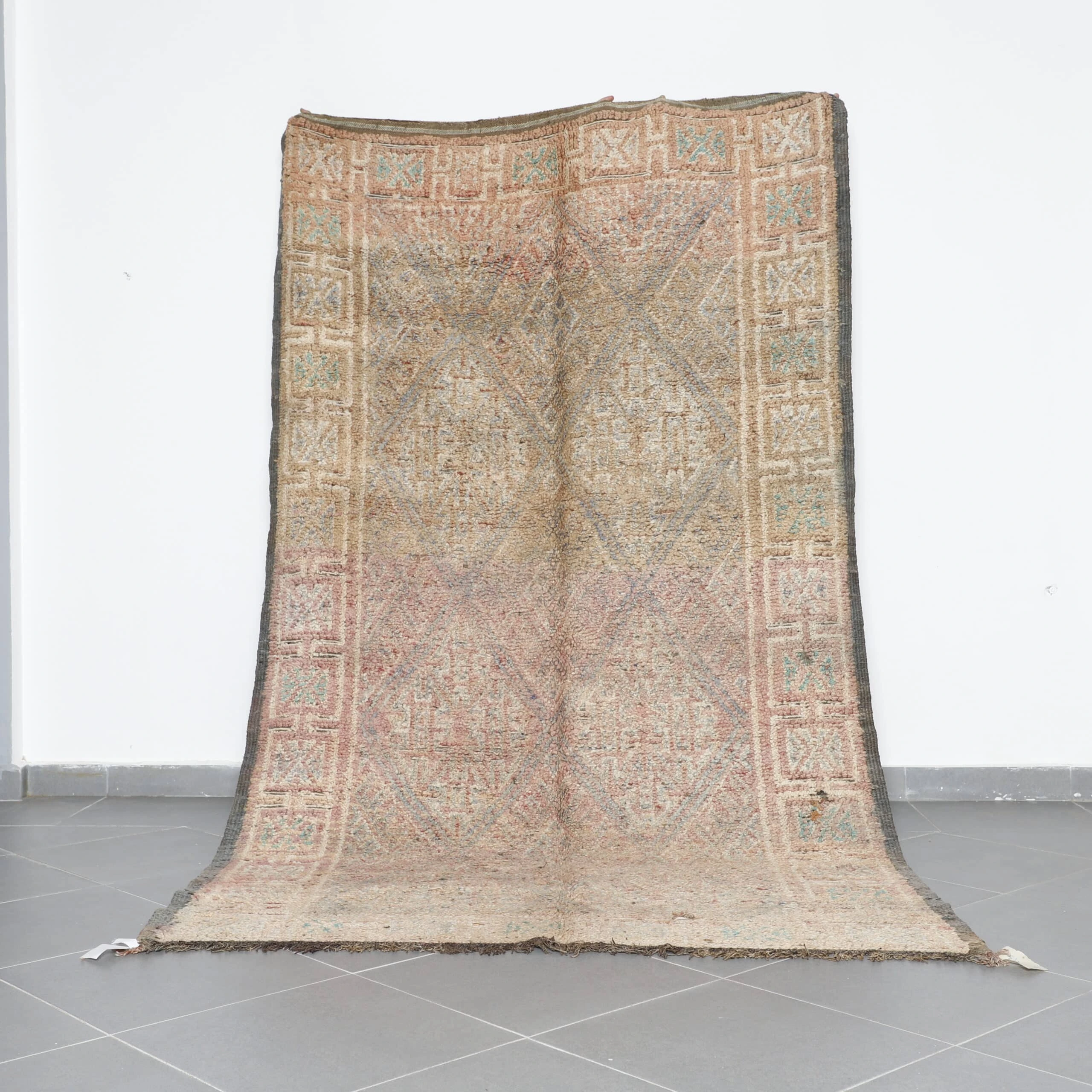Vintage Beni Mguild Rug
