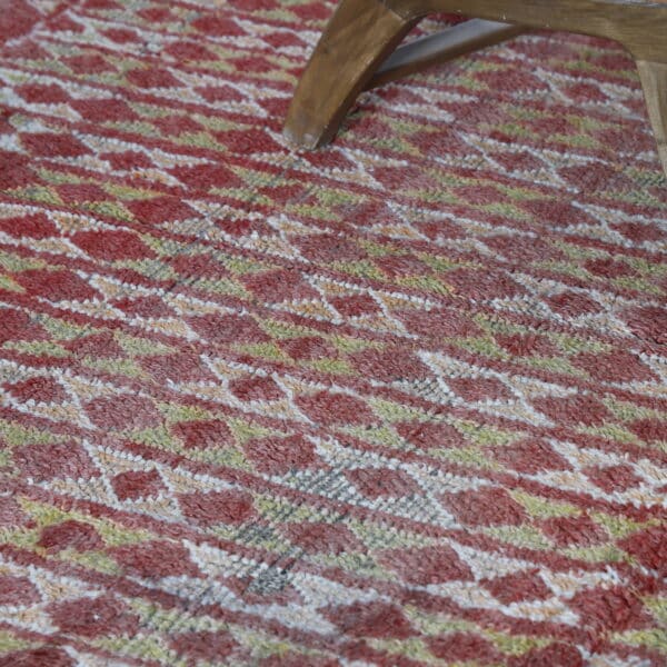 Vintage Beni Mguild 8.5x5.6 Ft – Handknotted Moroccan Wool Rug - Image 6