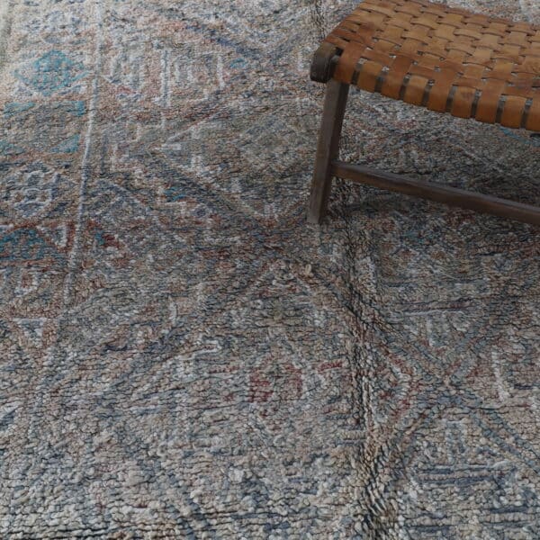 Vintage Beni Mguild 10.2x5.8 Ft – Handknotted Moroccan Wool - Image 3