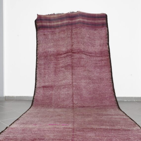 Long Vintage Oulmes Rug 15.4x6.0 Ft handknotted in Morocco with Amazigh motifs