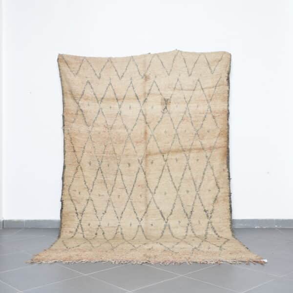 Vintage Oulmes Rug 10.0x6.3 Ft handknotted in Morocco with faded cream tribal motifs