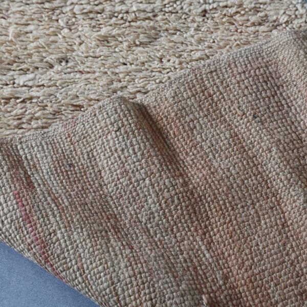 Vintage Oulmes Rug 10.5x6.0 Ft – Handknotted Moroccan Wool - Image 2