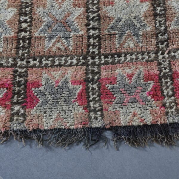 Vintage Beni Mguild 6.8x5.8 Ft – Handknotted Moroccan Wool Rug - Image 6
