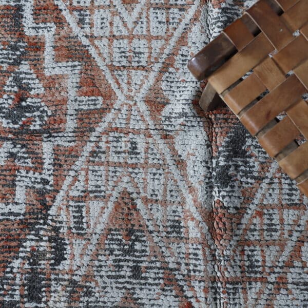 Vintage Zayan Rug 8.9x5.6 Ft – Handknotted Moroccan Wool - Image 9