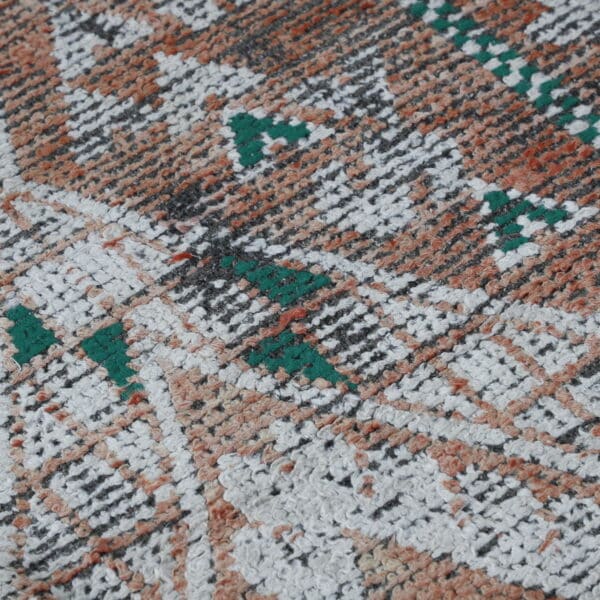 Vintage Zayan Rug 8.9x5.6 Ft – Handknotted Moroccan Wool - Image 4