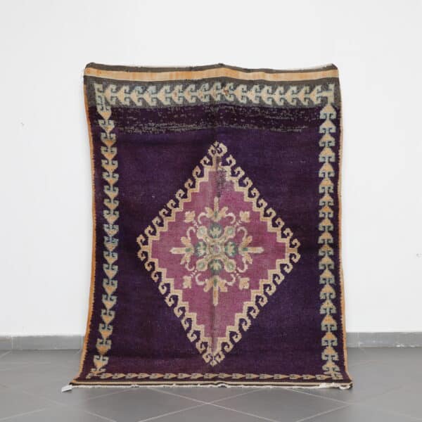 Vintage Boujaad Carpet 8.0x5.5 Ft handknotted in Morocco with mauve Amazigh motifs