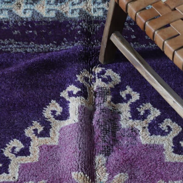 Vintage Boujaad Carpet 8.0x5.5 Ft – Handknotted Mauve Wool Rug - Image 3