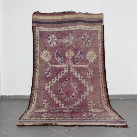 Oulad Bousbaa Vintage Rug