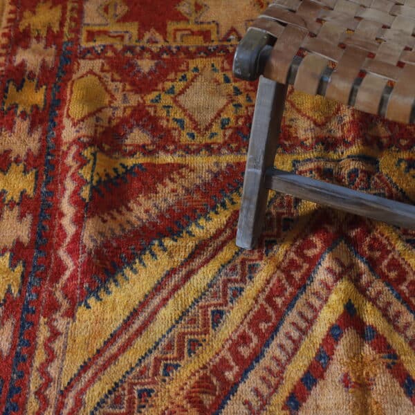 Taznakht Rug 9.3x4.5 Ft – Very Old Soft Wool Carpet - Image 3
