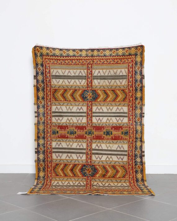 Vintage Glaoui Rug 6.2x3.9 Ft handcrafted in Ait Samgane Morocco