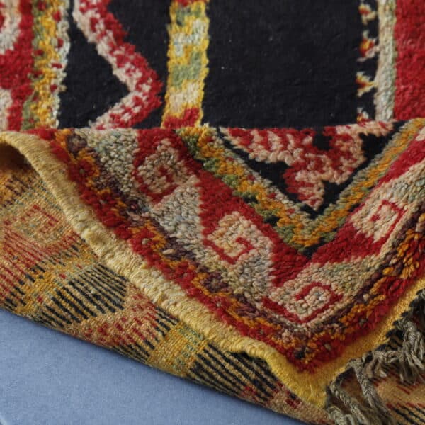 Long Taznakht Rug 9.7x4.8 ft – Handknotted Vintage Wool - Image 6
