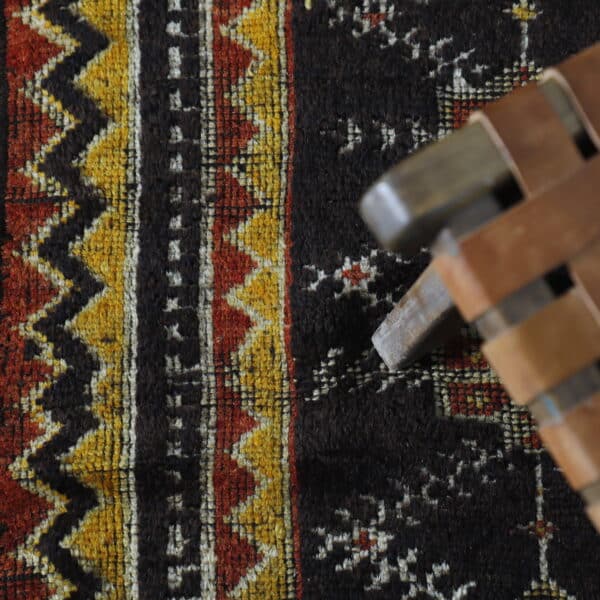Old Taznakht Rug 7.4x4.6 ft – Handknotted Vintage Wool - Image 3